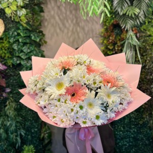 Pastel Tonlarda Gerbera ve Papatya Buketi